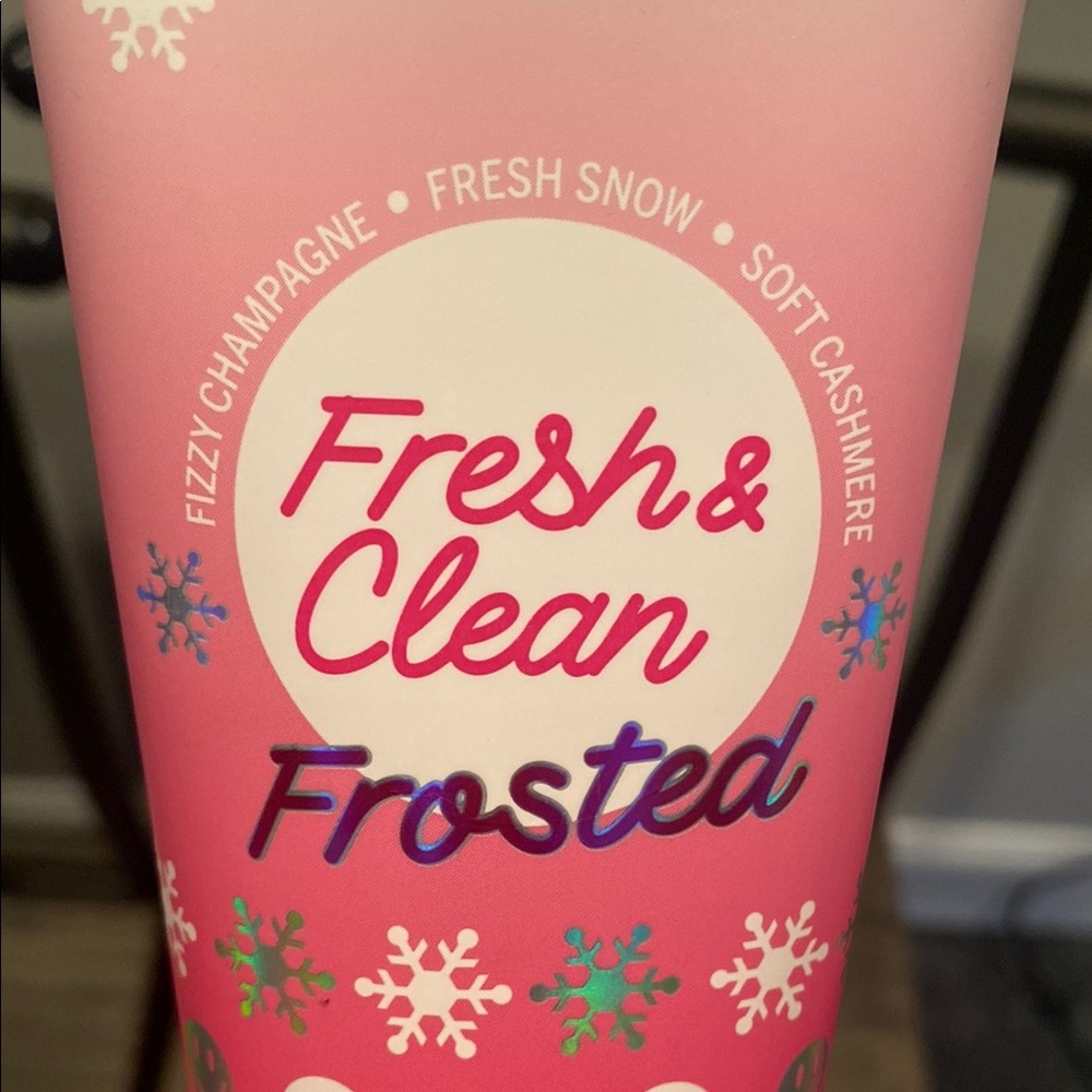 Pink Victoria's Secret Fresh & Clean Frosted Moisturizing Body Lotion cashmere - Picture 5 of 5